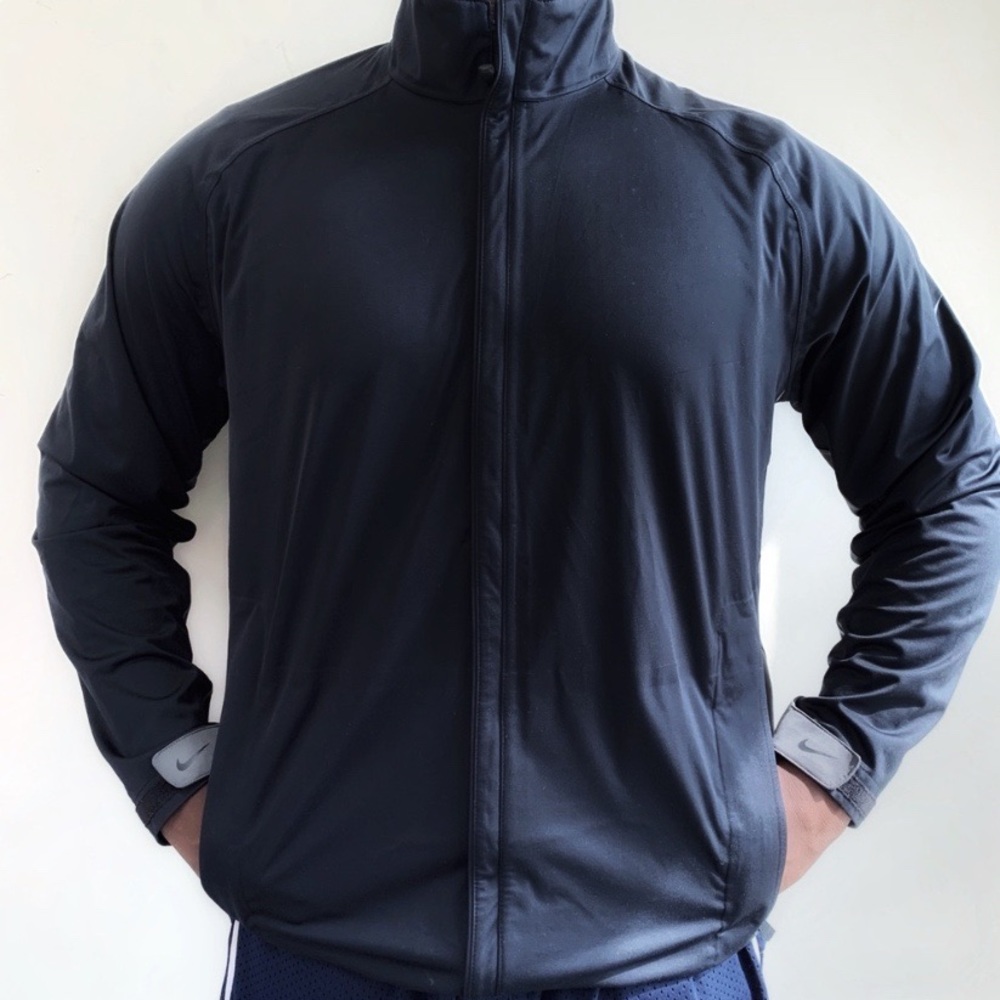 Men’s Nike Jacket Golf Storm Fit Size XL